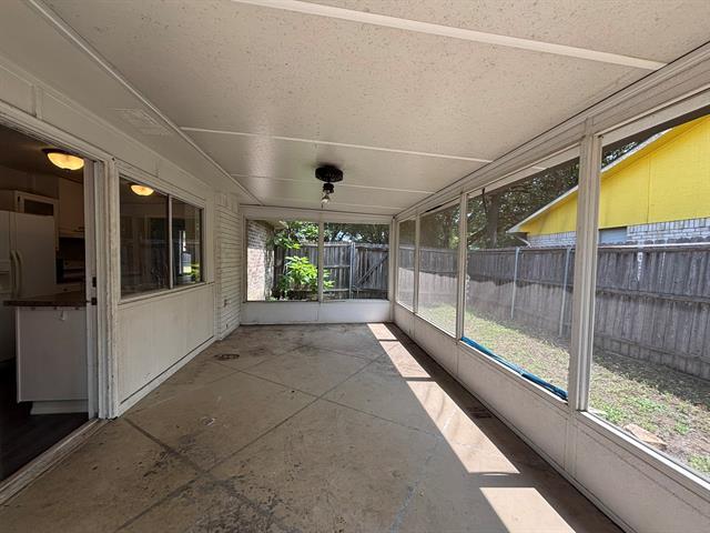 Building Photo - 1404 Harvest Glen Dr