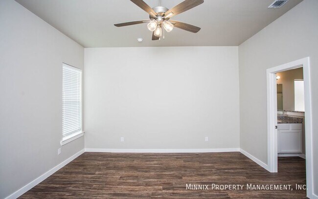 Building Photo - 2154 Kirksey Ave