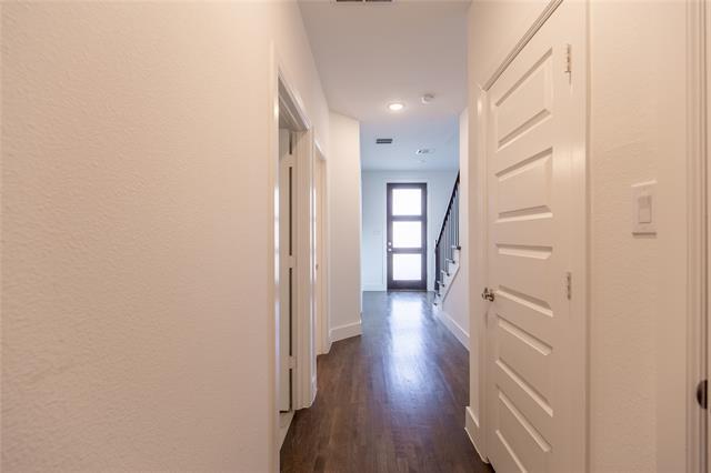Building Photo - 8116 Ardmore Ct