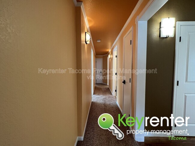 Building Photo - 610 Rice Ct