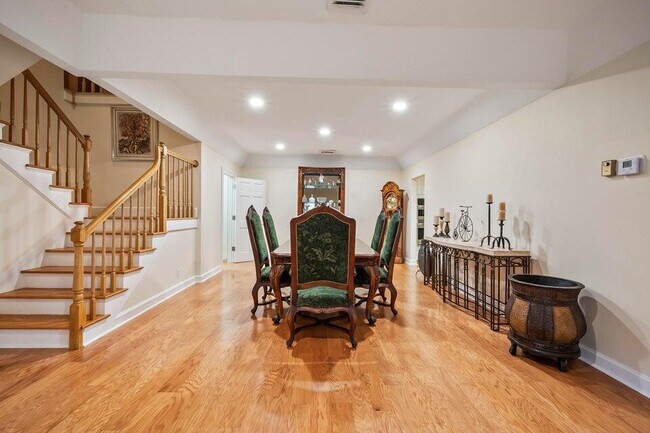 Building Photo - 14394 Cypress Island Ct