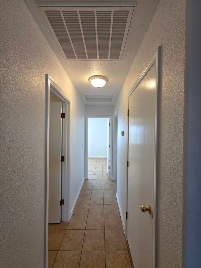 Building Photo - 3 Bedroom 2 Bathroom in Orosi Coming Soon!