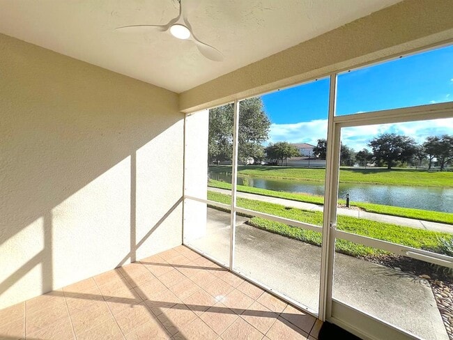 Building Photo - 190 Riverview Bend S