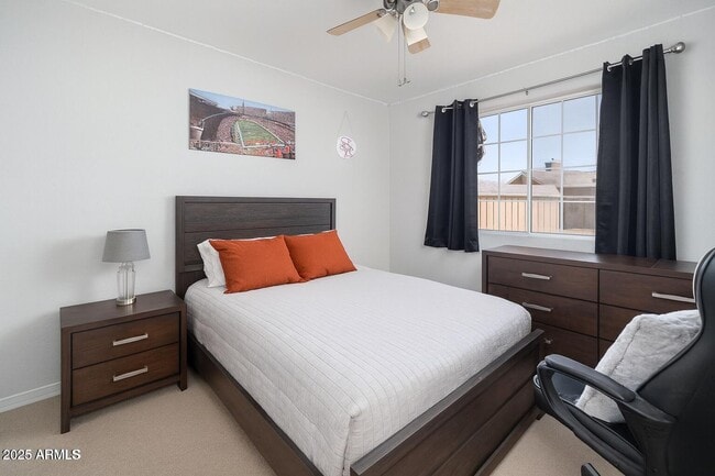 Building Photo - 307 W Piute Ave