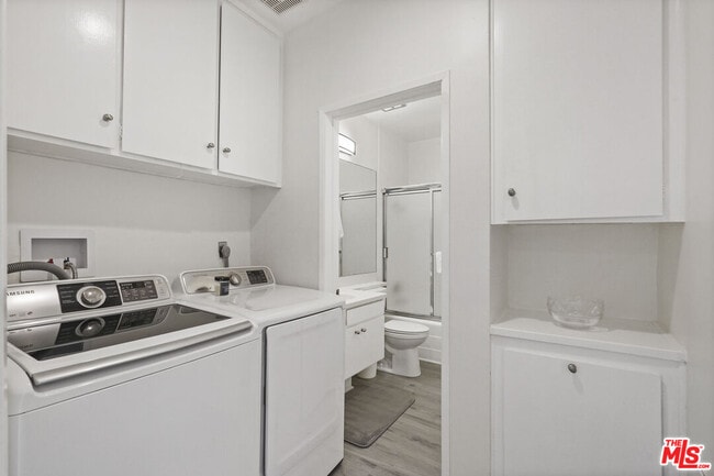 Building Photo - 18103 W Coastline Dr