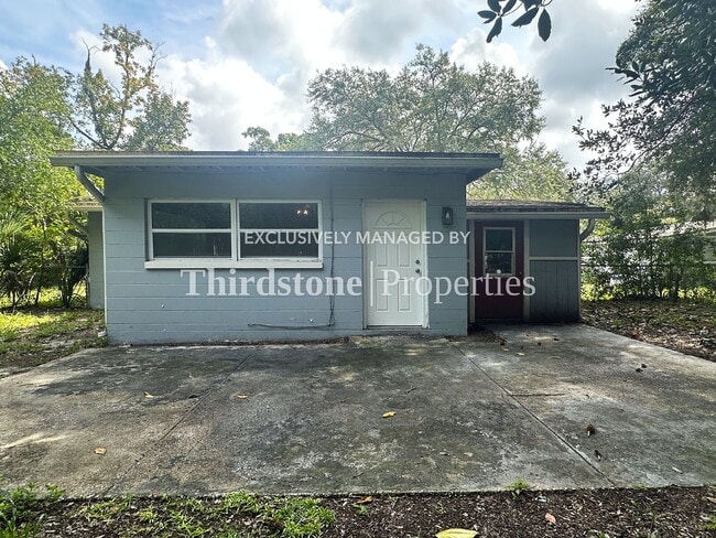 Building Photo - 8544 Oak Leaf Rd
