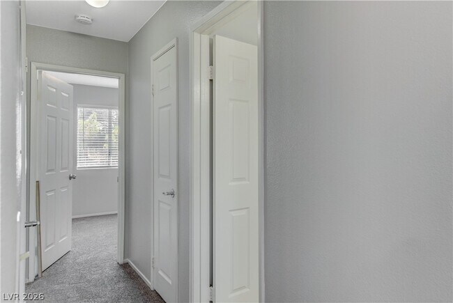 Building Photo - 5270 Carriellen Ln