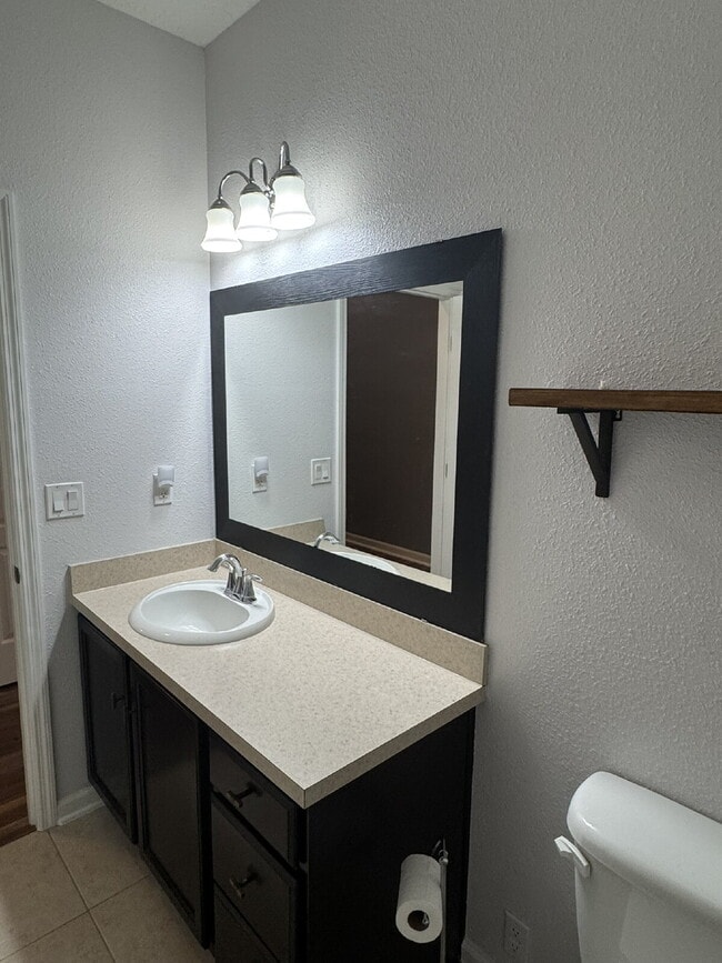 Building Photo - For Rent