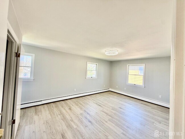 Building Photo - 35 Fiat Ave