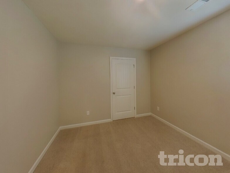 Building Photo - 864 Bentley Dr