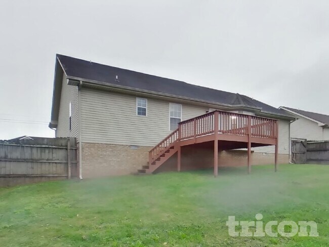 Building Photo - 3261 Tabby Dr