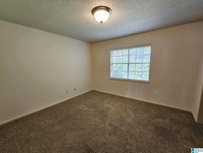 Building Photo - 3413 Sandner Ct