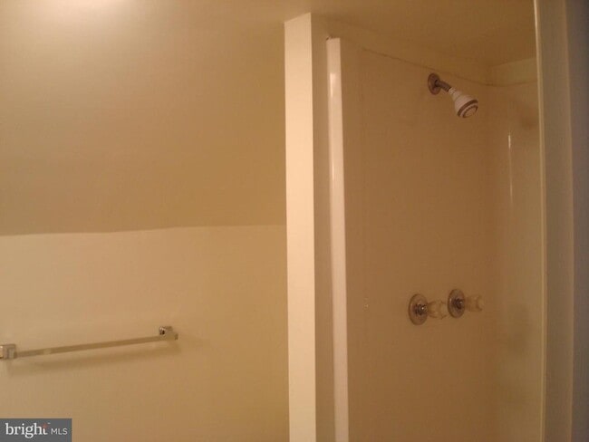 Building Photo - 514 Spring Grove Ln