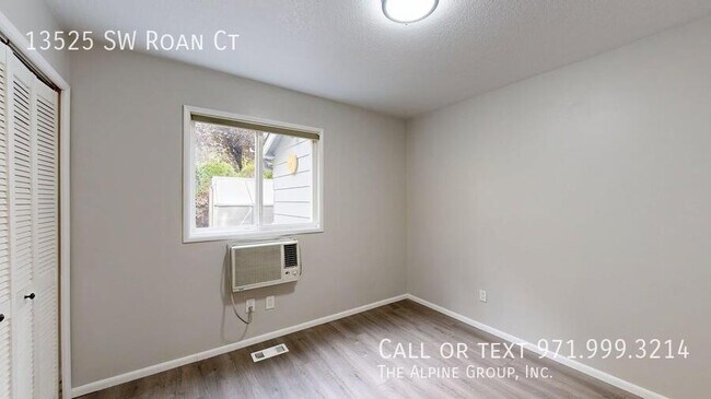 Building Photo - 13525 SW Roan Ct