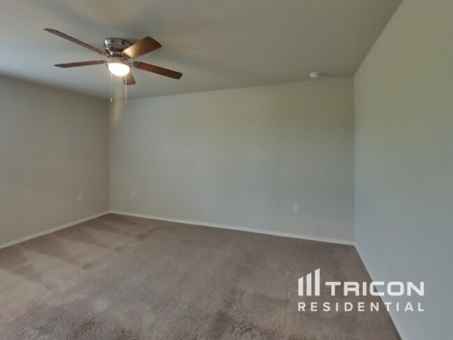 Building Photo - 5603 Apricot Mist