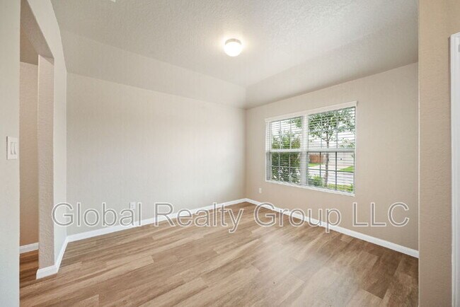 Building Photo - 14947 Cheshire Way