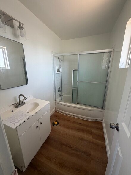 Building Photo - 3412 W Canoga Pl