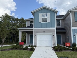 Building Photo - Brand New Townhome in Tara Serena – Gainesville