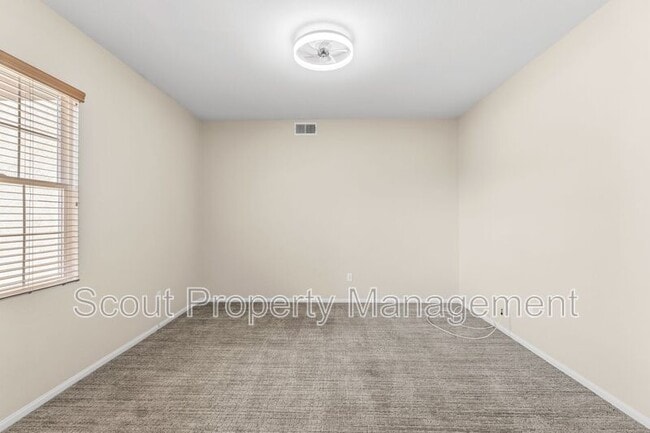 Building Photo - 34349 Lamborn St