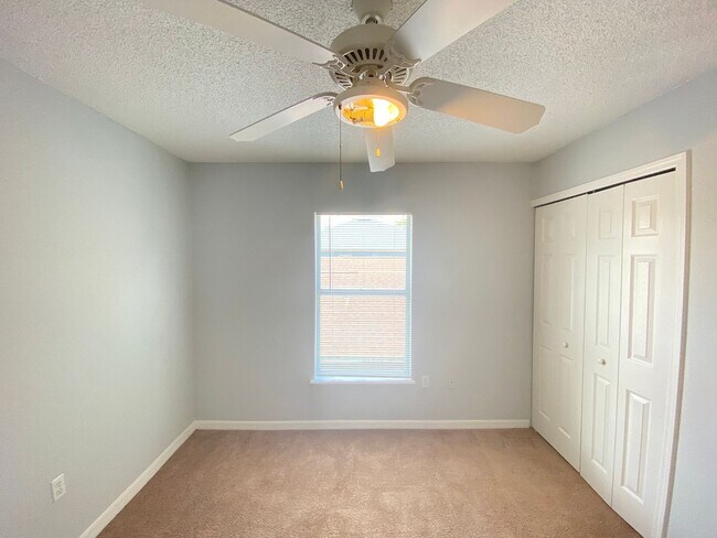 Building Photo - Beautiful 4B/3.5B/2 Car Garage 2-Story Home!