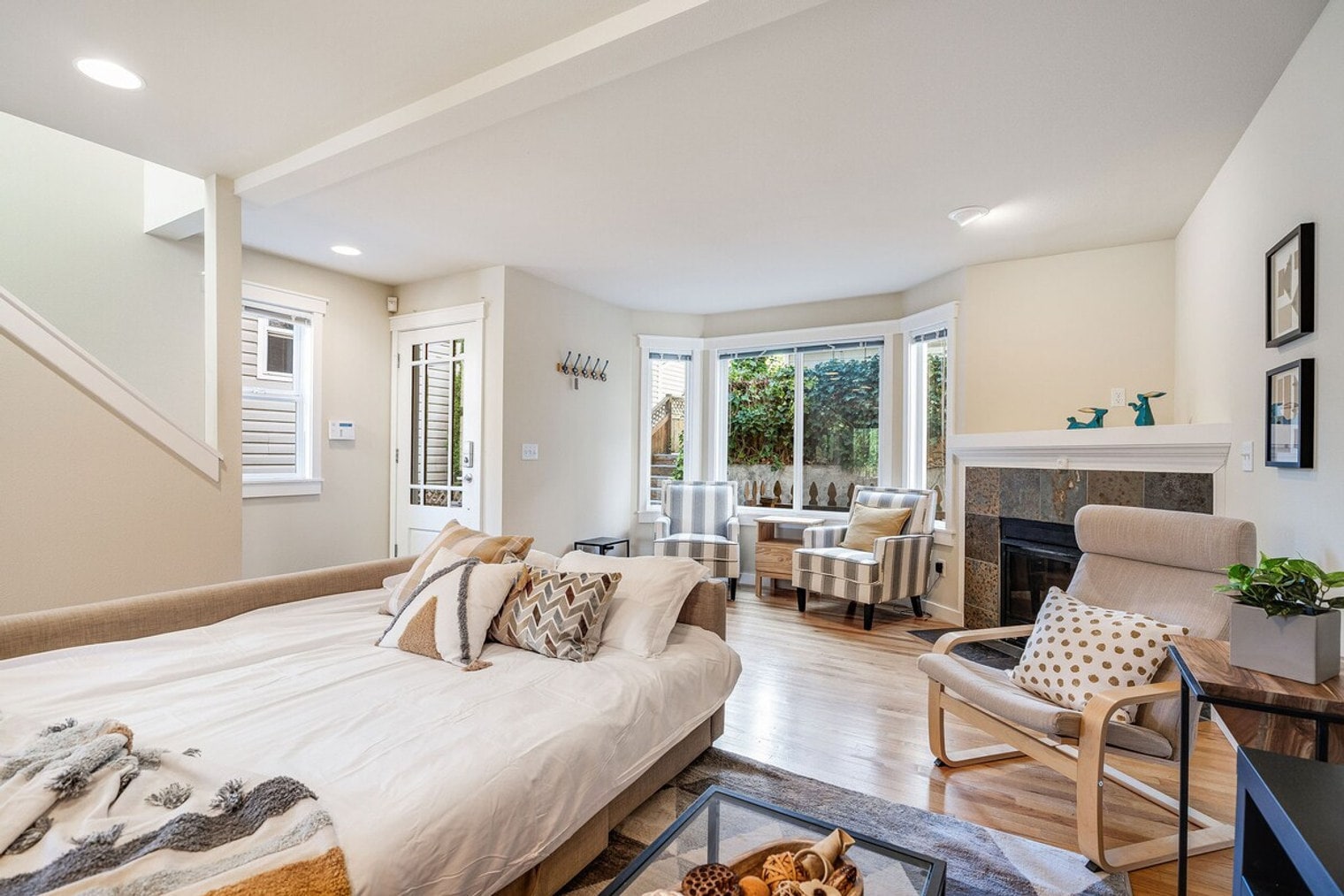 Building Photo - 219 Nickerson St