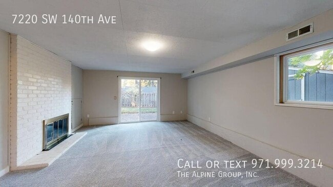 Building Photo - 7220 SW 140th Ave