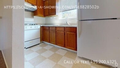Building Photo - 1170-1172 2nd St-B