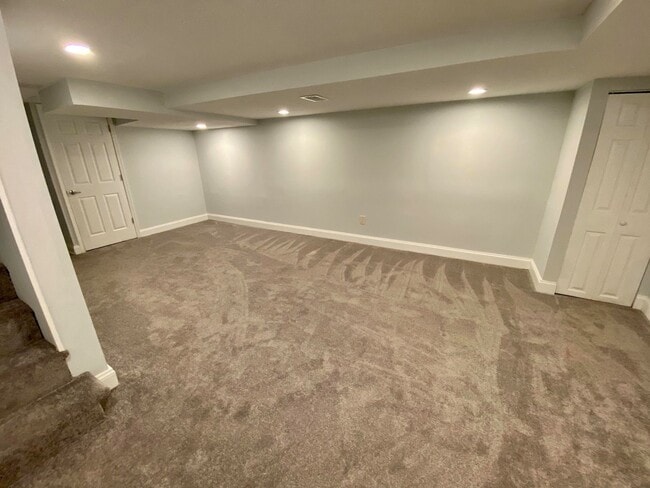 Building Photo - Stunning 3bedroom Home in Dundalk