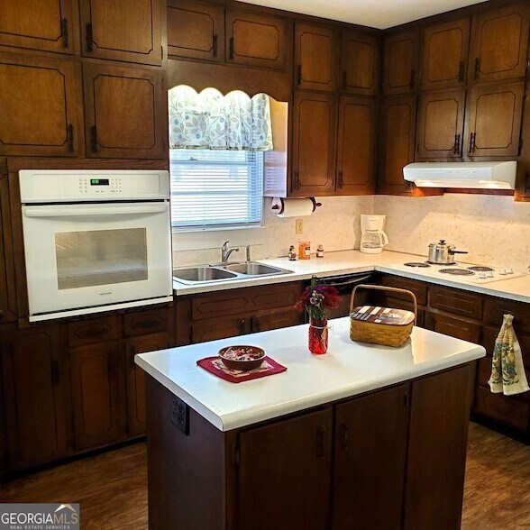 Building Photo - 7025 Rico Rd