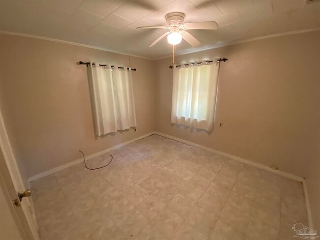 Building Photo - 4416 Creighton Rd