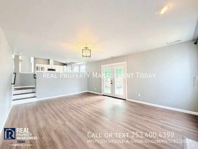 Building Photo - 16914 120th Ave E