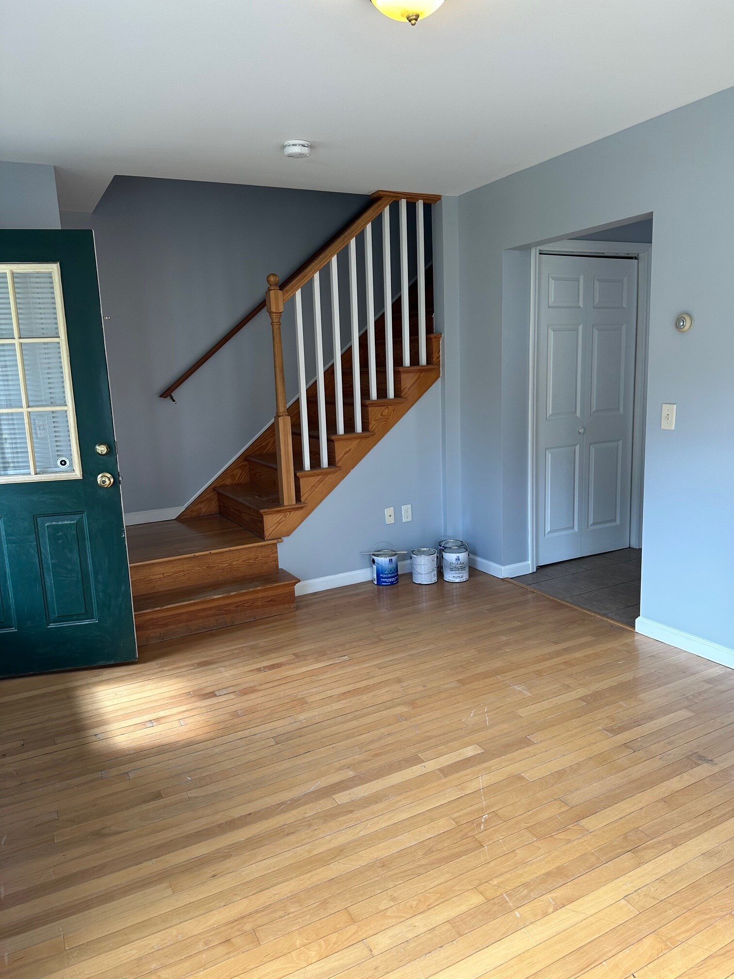 Building Photo - 168 N Main St