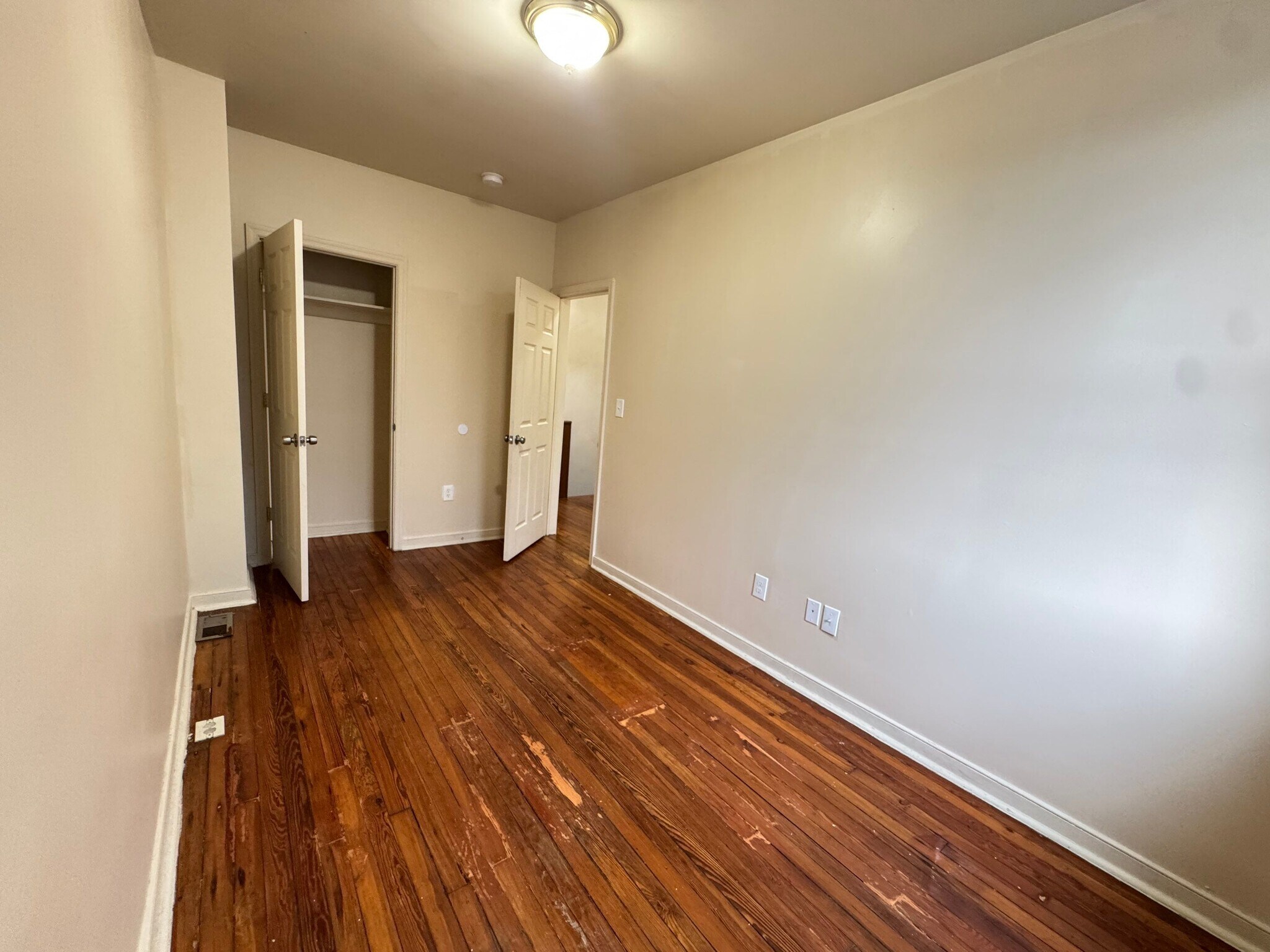 Building Photo - 2025 Penrose Ave
