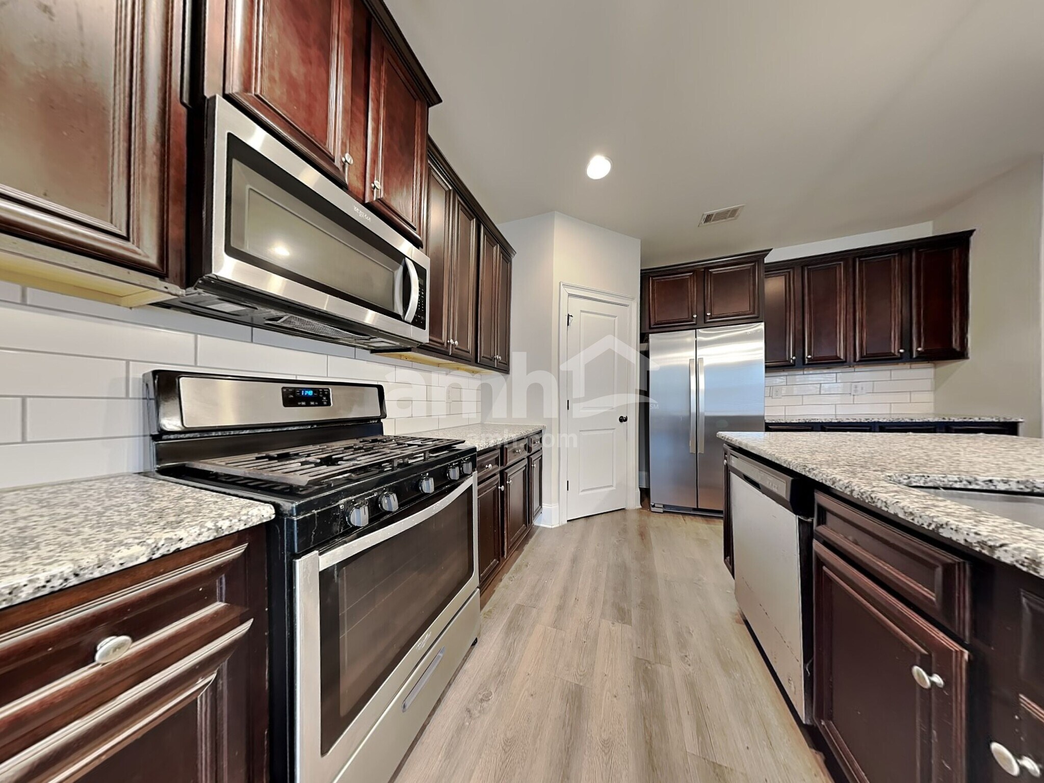 Building Photo - 255 Hinton Chase Pky