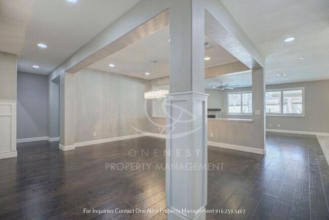 Building Photo - Offering a 6 Month Lease | 4 Bedroom 3 Bathroom Plumas Lake Beauty!