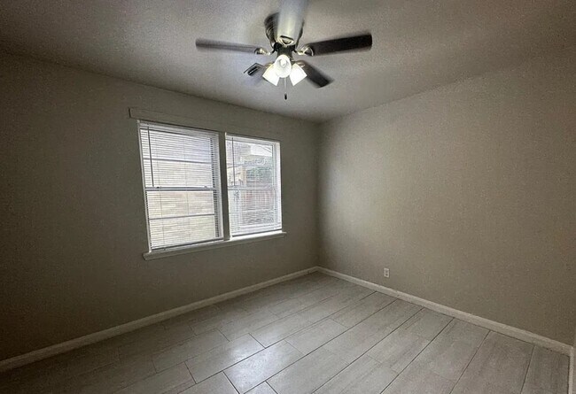 Building Photo - 720S 9th St