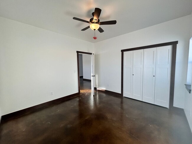 Building Photo - 487 Ashleigh Ln