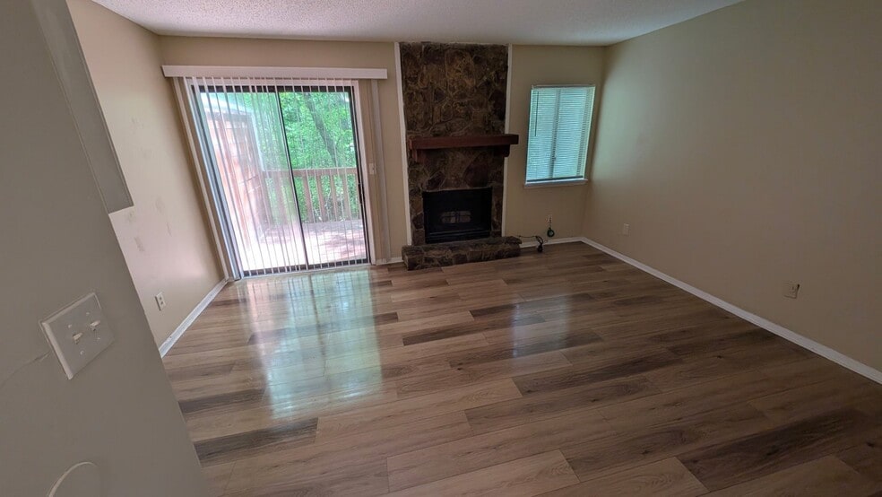 Building Photo - 3517 Peachtree Corners Cir