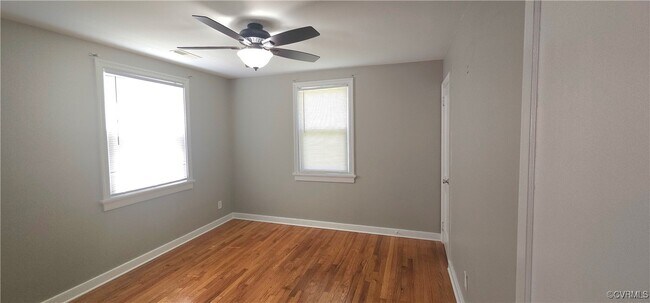 Building Photo - 1711 Betty Ln