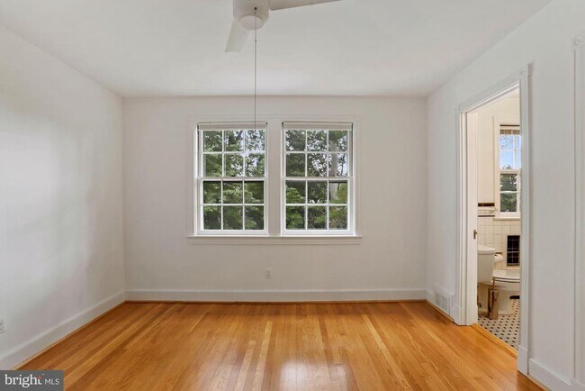 Building Photo - 3273 Worthington St NW