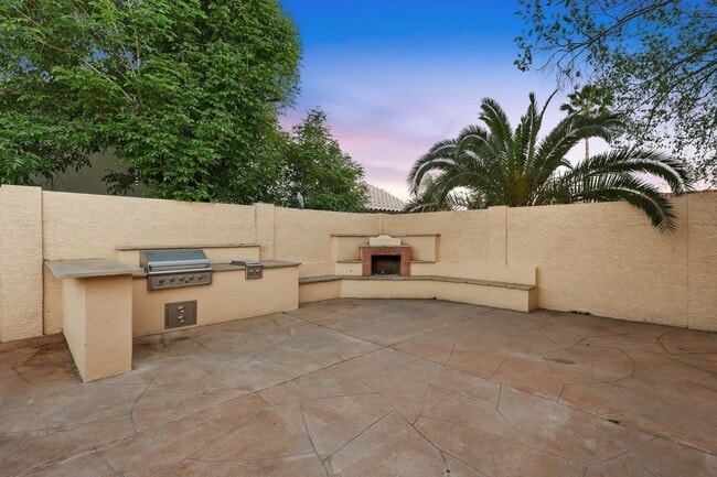 Building Photo - 8830 E Carol Way