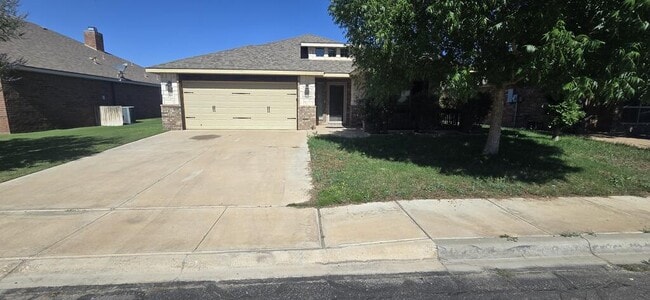Building Photo - 3020 San Pedro Dr