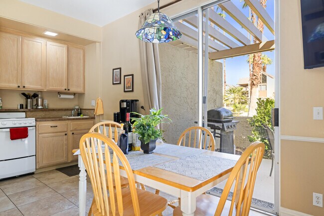 Building Photo - 78200 Cortez Ln