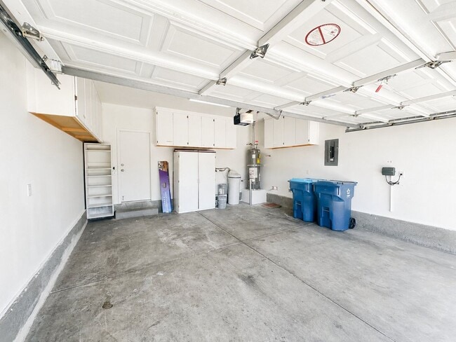 Building Photo - 10912 Golden Birch Pl