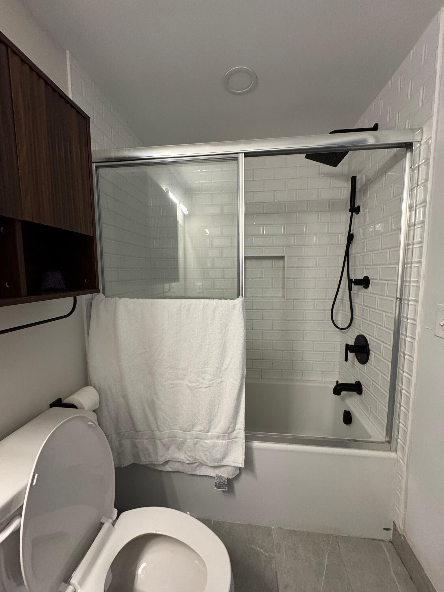 Building Photo - 919 12th St NE