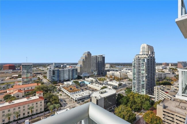 Building Photo - 150 E Robinson St