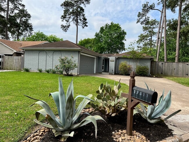 Building Photo - 17511 Glenhew Rd