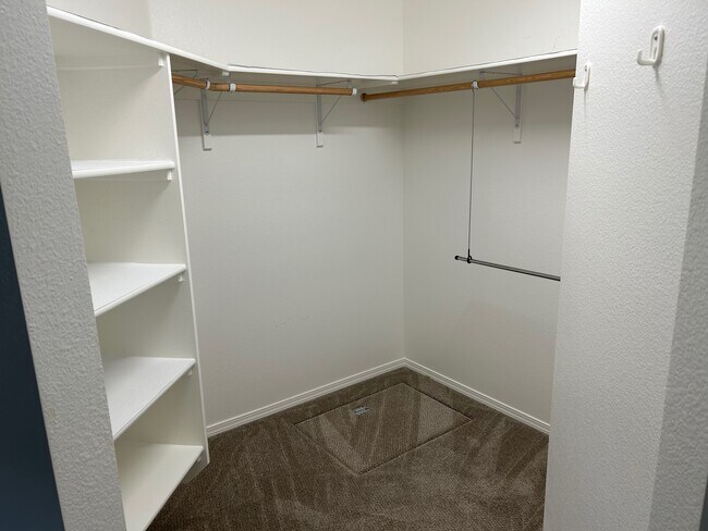 Building Photo - 11416 W Colorado River St