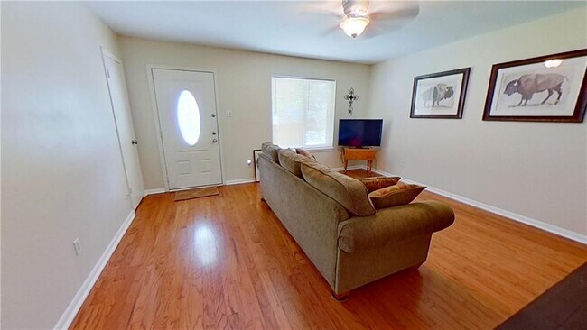 Building Photo - 12613 Crystal Creek Dr