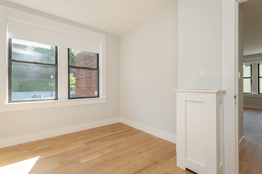 Building Photo - 4 Elko St